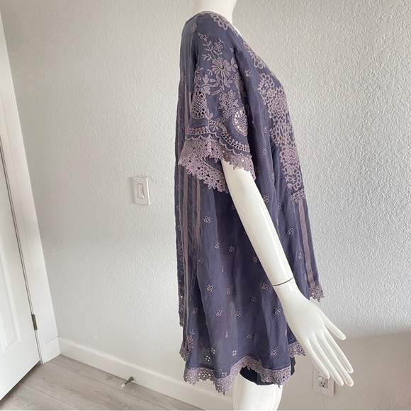 Johnny was blue embroidered blouse - Picture 4 of 15